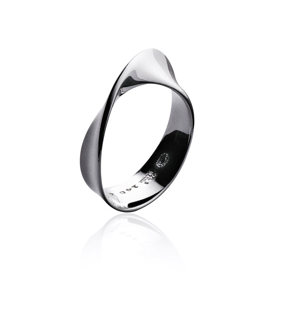 VIVIANNA MÖBIUS ring 148B