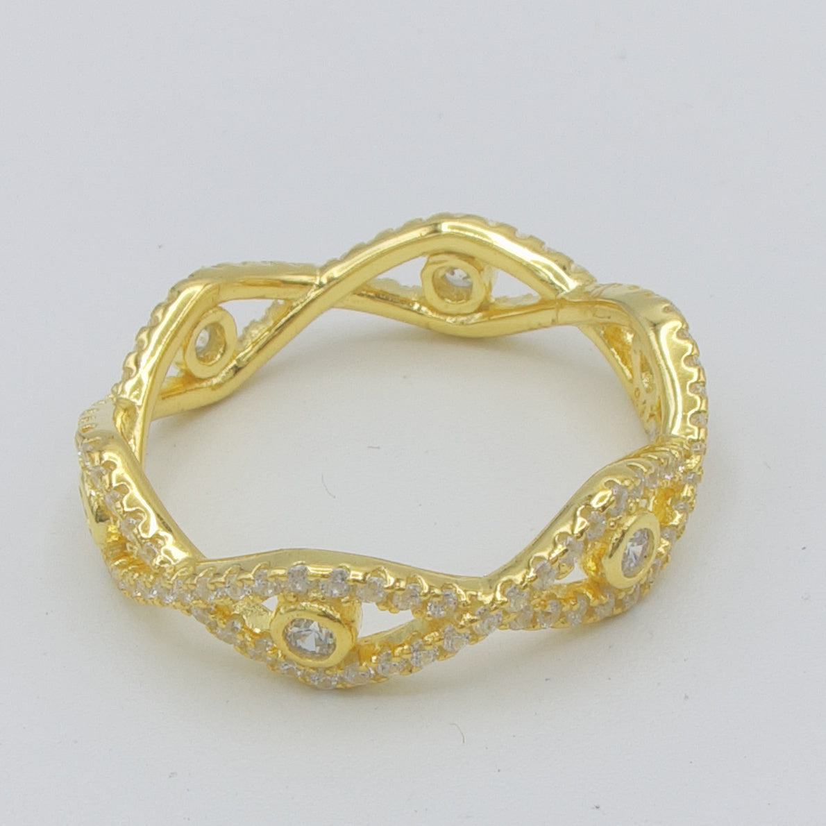 Forgyldt ring med zirkonia
