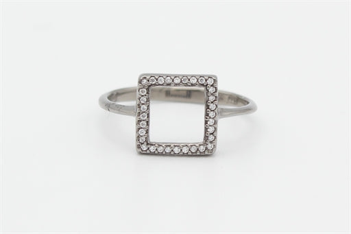 Sort rhodineret ring, firkant med zirk.