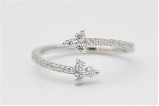 Åben sølv ring med zirkoner