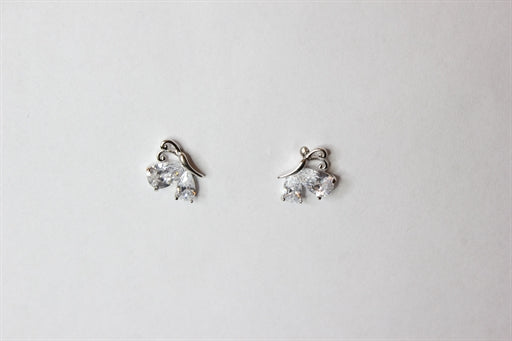Sølv ørestikker med sommerfugl og 2 zirk.