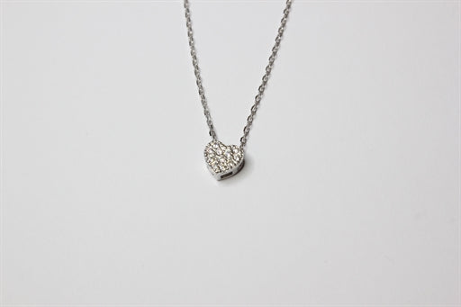 Sølv halskæde med hjerte og zirk.