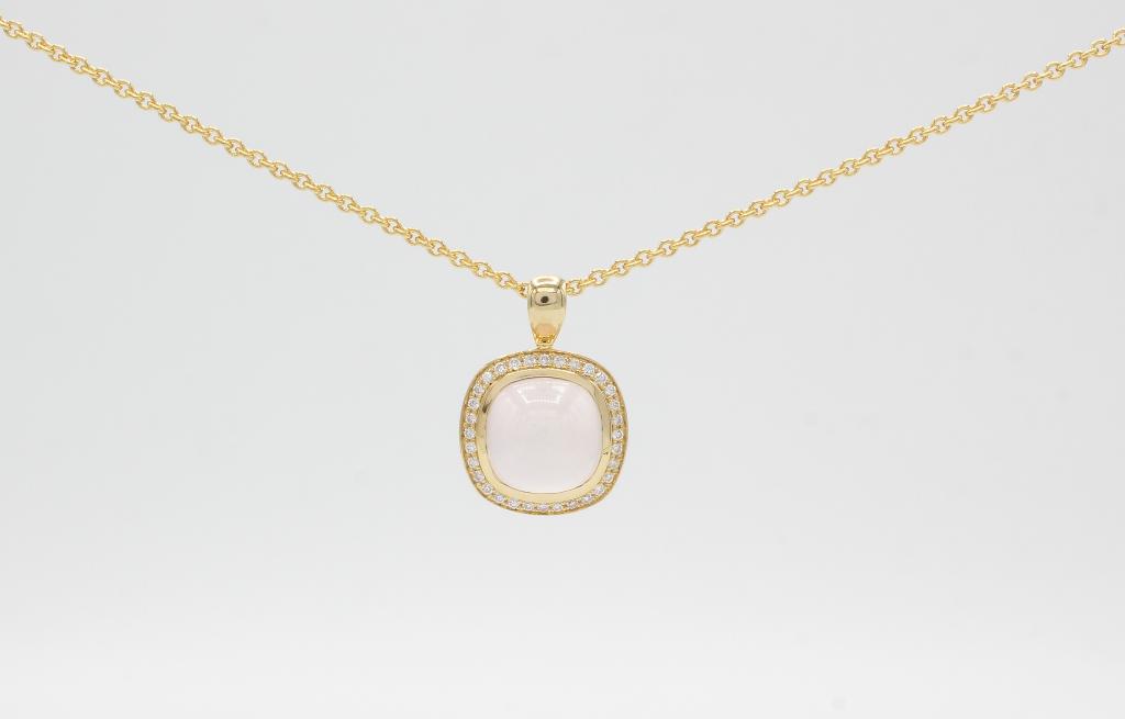 Dream 14 kt halskæde i rødguld, med rosa kvarts og brill.