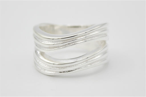 Bred bølget sølv ring