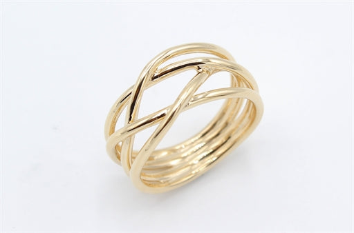 Lines 14 kt ring, bred